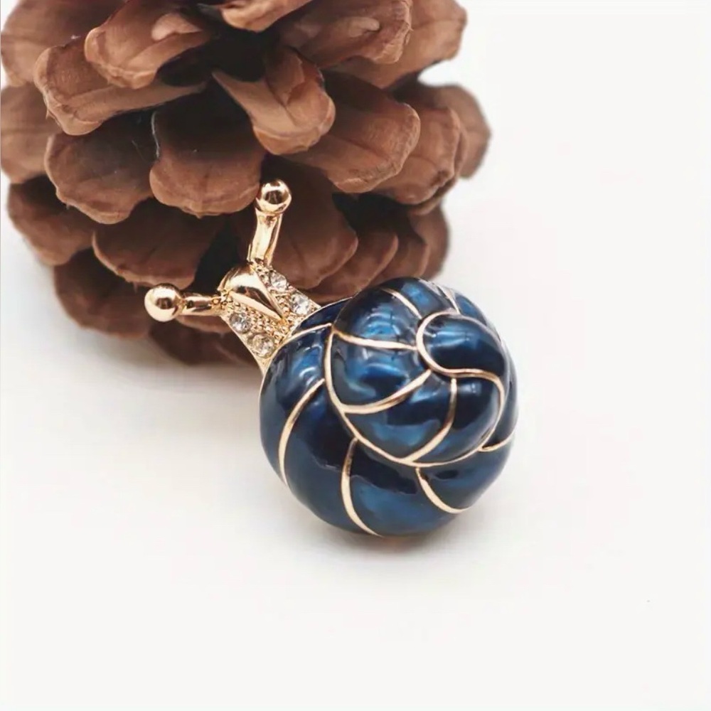 Enamel Snail Brooch Gorgeous Modern New